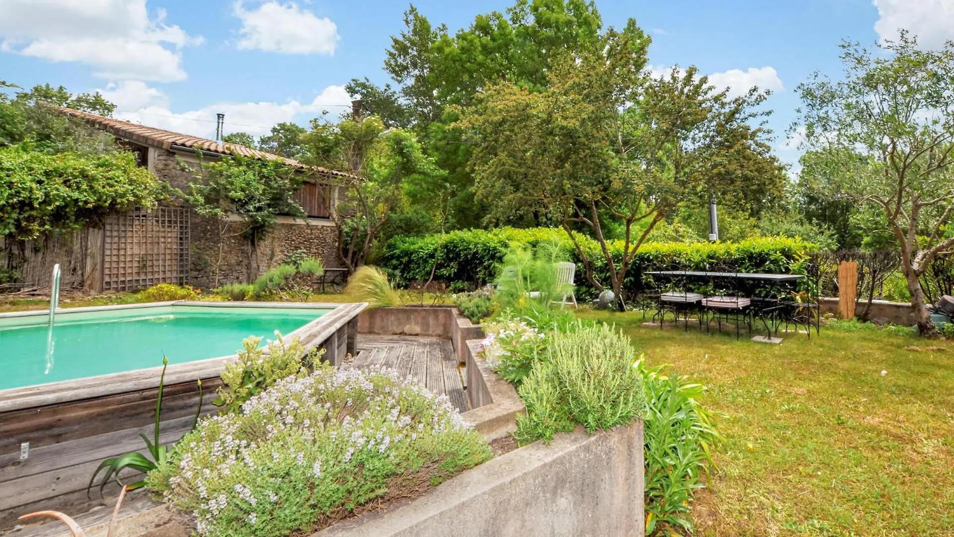 Amazing Home In Dun With Outdoor Swimming Pool Holiday home